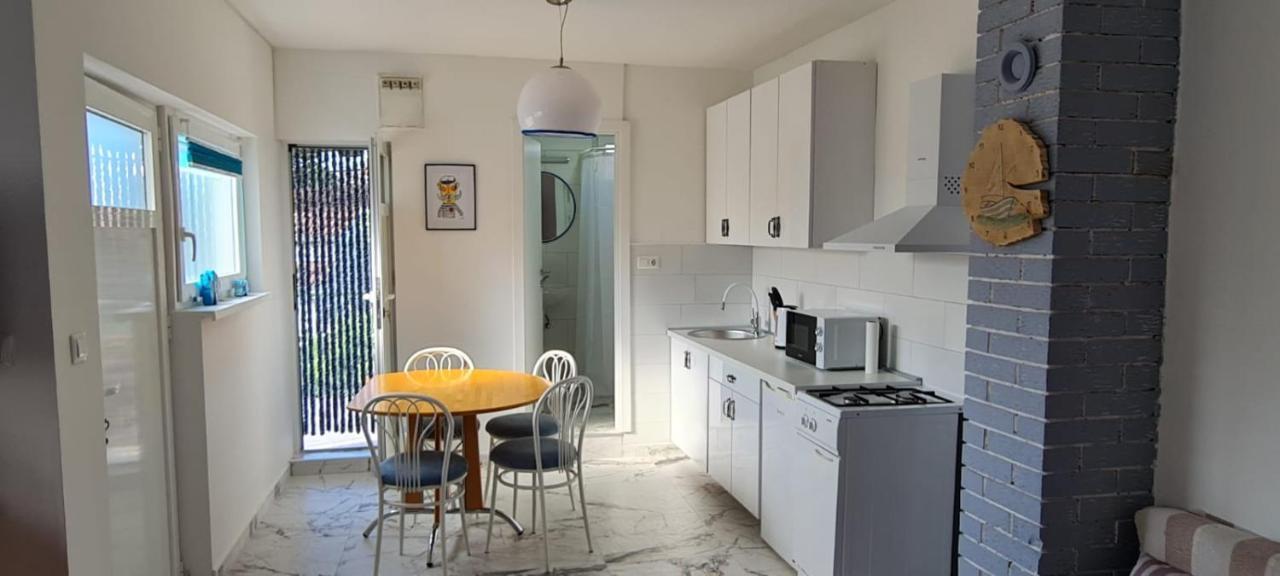 Apartmani Centar Seline Paklenica Eksteriør billede